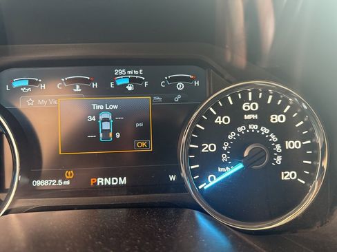 Used 2019 Ford F150 Lariat image 15