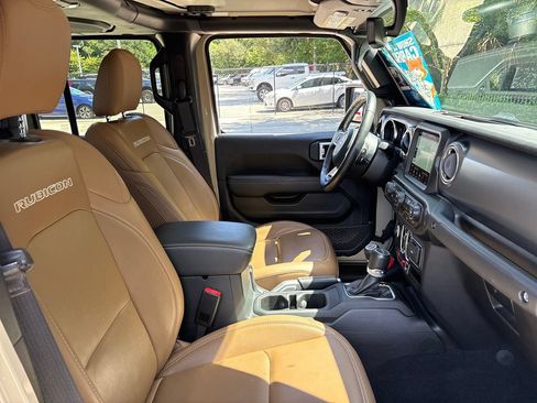 Used 2022 Jeep Gladiator Rubicon w/ LED Lighting Group AWD/4WD image 22