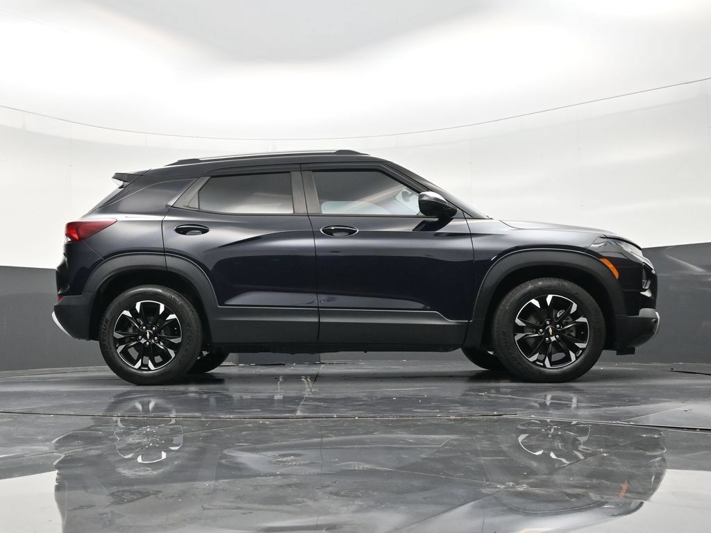 Used 2021 Chevrolet TrailBlazer LT w/ Convenience Package FWD image 26