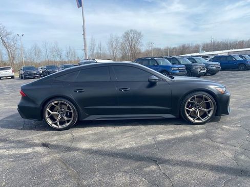 Used 2025 Audi RS 7 Performance AWD/4WD image 9
