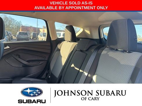 Used 2017 Ford Escape SE image 16
