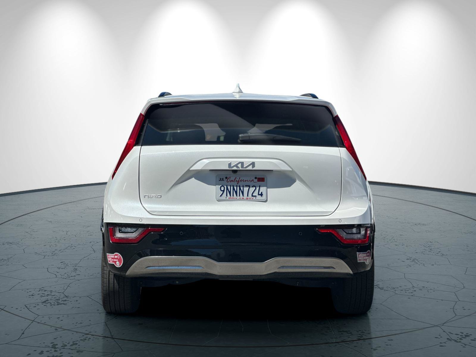 Used 2024 Kia Niro Wave FWD image 5