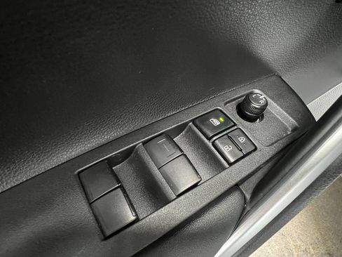 Used 2024 Toyota Corolla Cross AWD Hybrid image 23