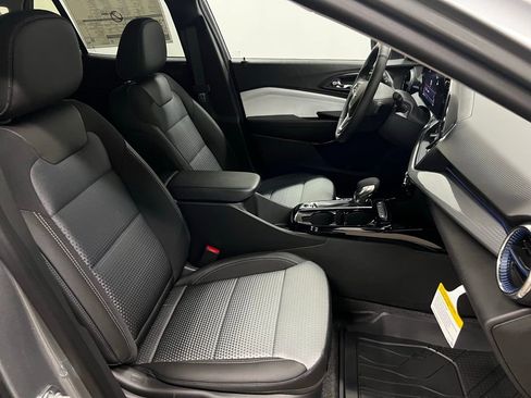 New 2026 Chevrolet Trax LT w/ Driver Confidence Package image 35