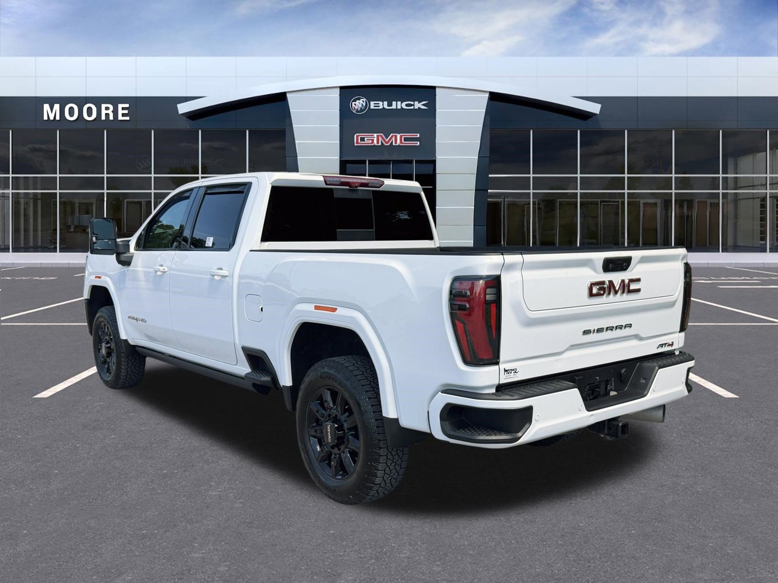 Used 2024 GMC Sierra 2500 AT4 w/ AT4 Premium Plus Package AWD/4WD image 5