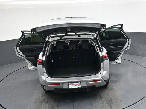 Used 2022 Nissan Pathfinder SL w/ SL Premium Package image 50