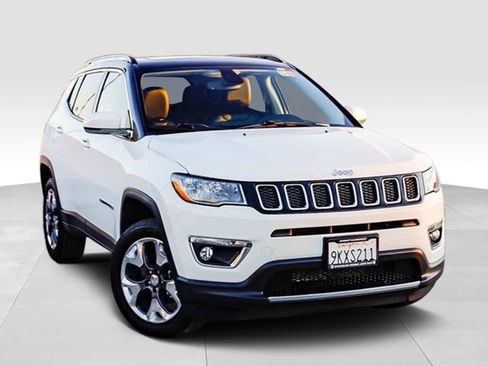 Used 2020 Jeep Compass Limited w/ Safety & Security Group image 2