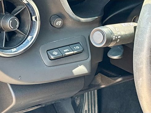 Used 2021 Chevrolet Camaro ZL1 RWD image 10