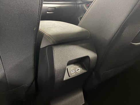 Used 2025 Subaru Crosstrek 2.5i Wilderness w/ Crosstrek Mirror Package image 17