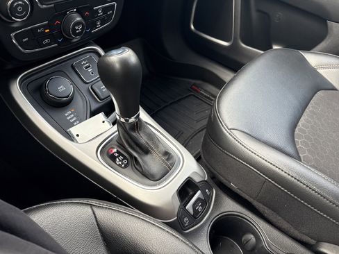 Used 2021 Jeep Compass Latitude w/ Convenience Group image 25