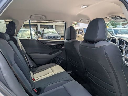 Used 2023 Subaru Outback Onyx Edition AWD/4WD image 17