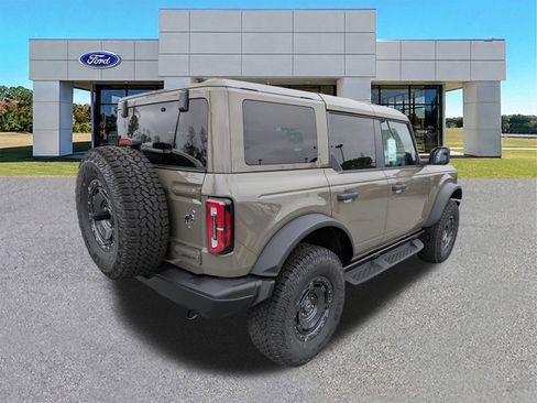 New 2025 Ford Bronco Badlands w/ Sasquatch Package image 4