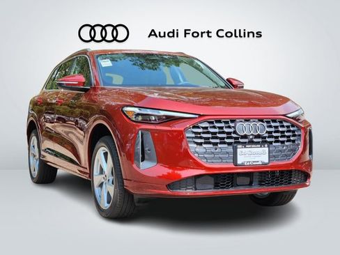 Used 2025 Audi Q5 Premium Plus AWD/4WD image 3