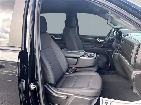 Used 2025 Chevrolet Silverado 1500 RST RWD image 9