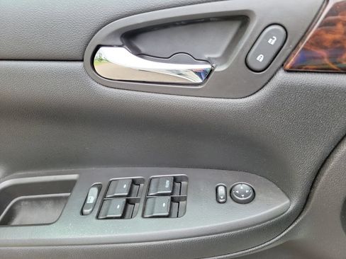 Used 2016 Chevrolet Impala Limited LS FWD image 21