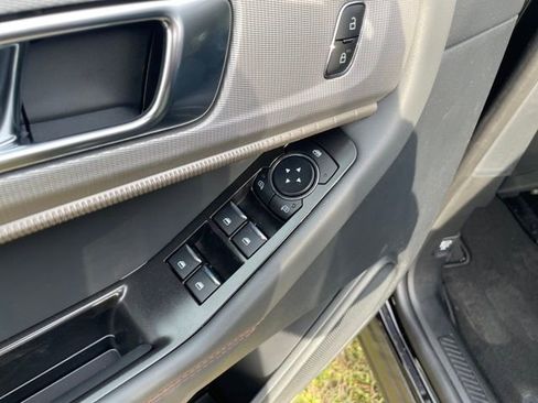 New 2026 Ford Explorer Active image 11