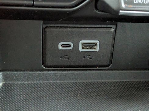 Used 2023 Chevrolet Suburban RST w/ Luxury Package image 22