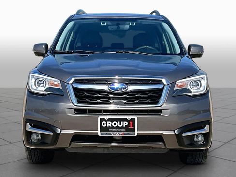 Used 2018 Subaru Forester 2.5i Touring w/ Popular Package #3B AWD/4WD image 4