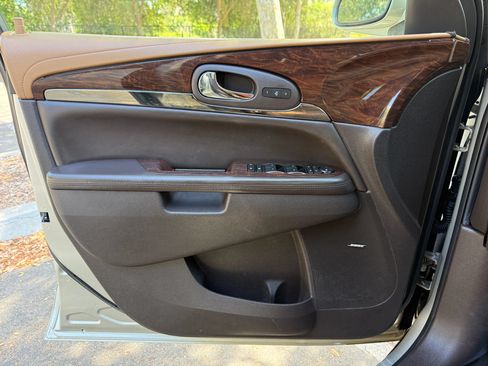 Used 2014 Buick Enclave Premium w/ Trailering Provision Package AWD/4WD image 40