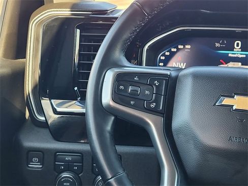 Used 2024 Chevrolet Silverado 1500 LT image 28