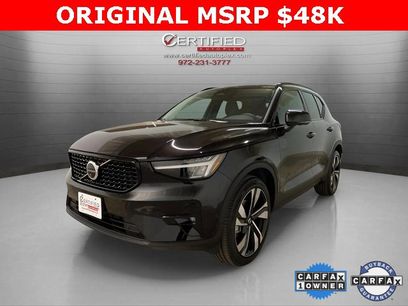 Used 2025 Volvo XC40 B5 Plus