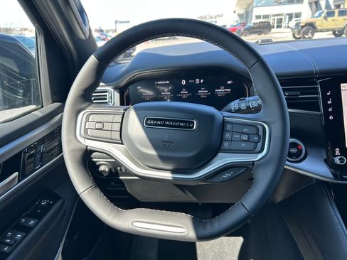 New 2026 Jeep Grand Wagoneer L Limited AWD/4WD image 10