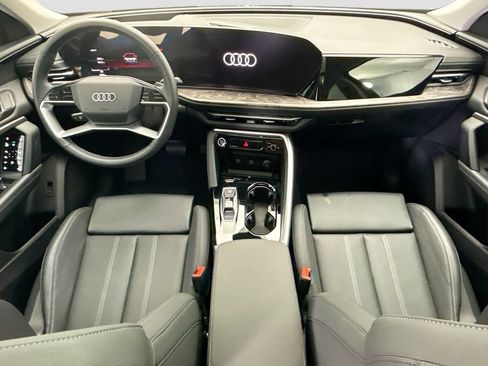 Used 2025 Audi Q5 Premium Plus AWD/4WD image 13