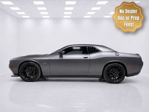 Used 2023 Dodge Challenger R/T Scat Pack RWD image 1