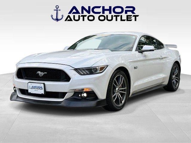 Used 2017 Ford Mustang GT Premium RWD image 4