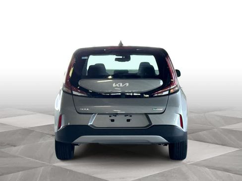 Used 2024 Kia Soul EX FWD image 7