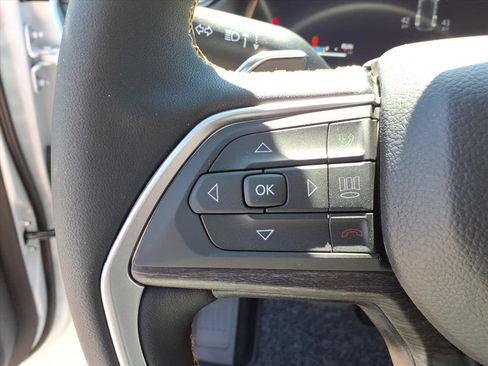 New 2026 Jeep Grand Cherokee Limited AWD/4WD image 24