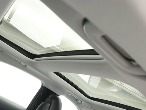 New 2026 Mercedes-Benz E 350 Sedan image 15