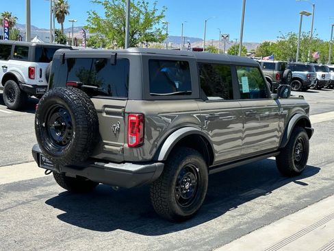 New 2026 Ford Bronco Big Bend w/ Black Diamond Package AWD/4WD image 7