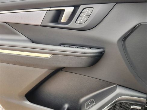 New 2026 Buick Enclave Sport Touring image 15