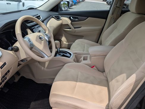 Used 2014 Nissan Rogue SV AWD/4WD image 14