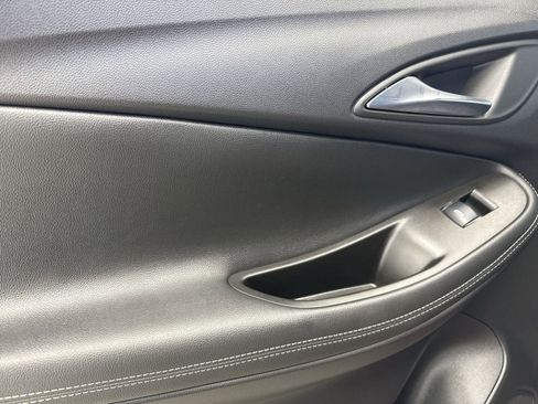 Used 2022 Buick Encore GX Select image 30