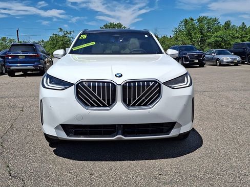 Used 2025 BMW X3 xDrive30i w/ Premium Package AWD/4WD image 5