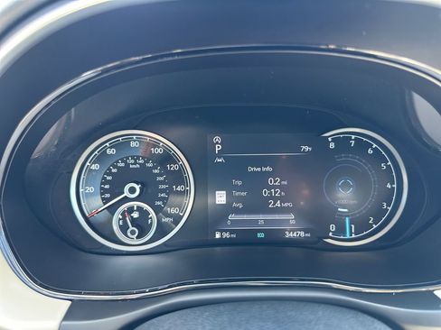 Used 2024 Genesis GV70 2.5T w/ Advanced Package AWD/4WD image 27