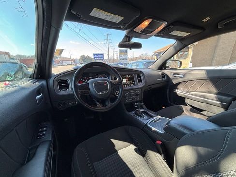 Used 2023 Dodge Charger SXT RWD image 12