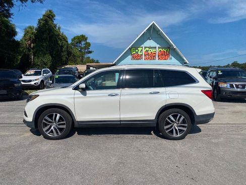 Used 2016 Honda Pilot Elite image 1