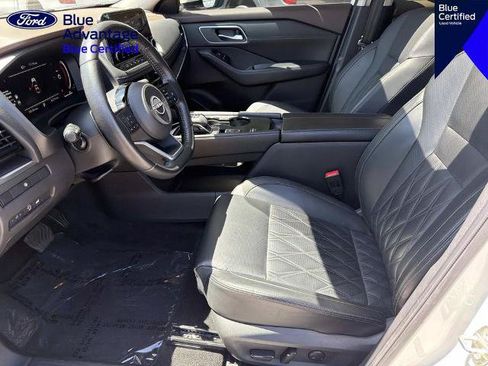 Used 2023 Nissan Rogue Platinum FWD image 17