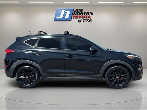 Used 2017 Hyundai Tucson Night FWD image 4
