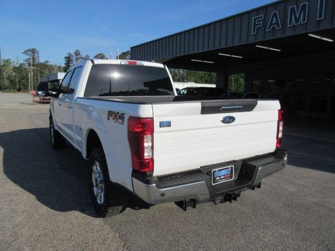 Used 2020 Ford F250 XLT w/ XLT Premium Package image 3