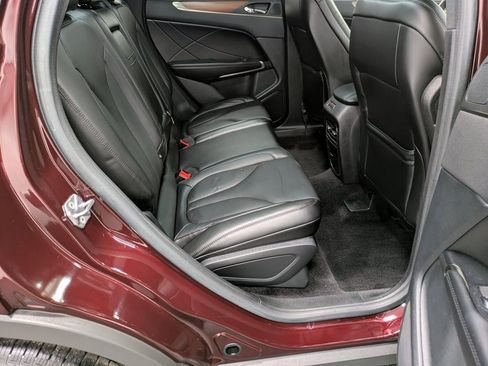 Used 2017 Lincoln MKC Reserve w/ Lincoln MKC Climate Package image 25