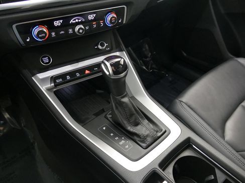 Used 2024 Audi Q3 2.0T Premium AWD/4WD image 18