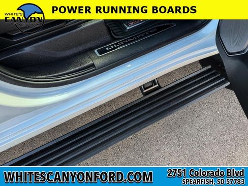 Used 2024 GMC Sierra 3500 Denali Ultimate AWD/4WD image 15