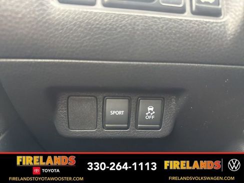 Used 2019 Nissan Sentra SR image 18