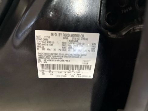 Used 2015 Ford Explorer XLT w/ Equipment Group 202B AWD/4WD image 67