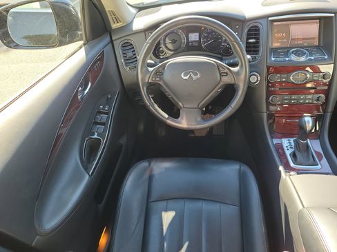 Used 2017 INFINITI QX50 AWD w/ Premium Package image 19