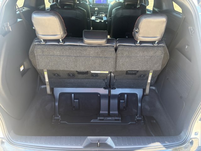 Used 2025 Toyota Sienna XSE w/ XSE Premium Package AWD/4WD image 21